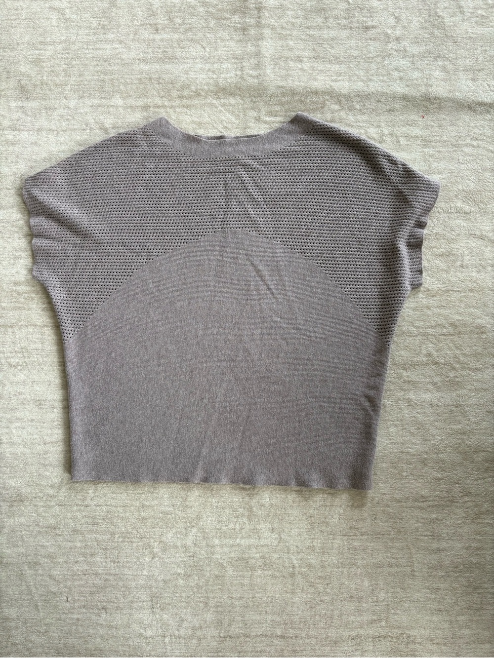 Vila Milano Women’s Sleeveless Lavender Sweater Size Medium